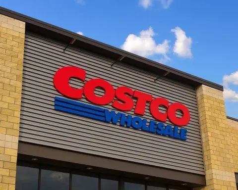 Costco Stock (COST) on December 3, 2025: Tariff Lawsuit, AA Credit Rating and 2026 Forecasts