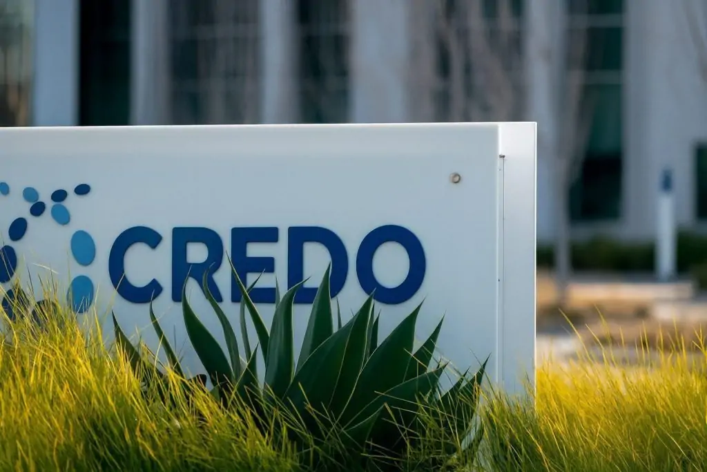 Credo Technology Group (CRDO) Stock: Latest News, Analyst Price Targets, and 2026 Outlook as AI Data-Center Demand Stays Hot (Dec. 15, 2025)
