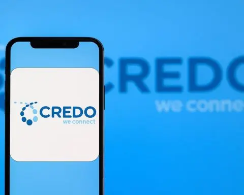Credo Technology Group (CRDO) Stock News: Earnings Beat, Insider Filings, Analyst Targets and 2026 Outlook (Dec. 12, 2025)