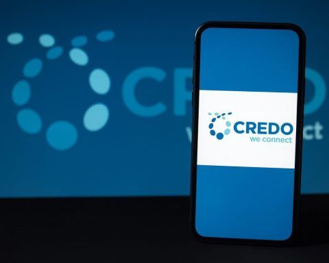 Credo Technology Group (CRDO) Stock on 4 December 2025: Blowout AI Earnings, Rich Valuation and 2026 Outlook
