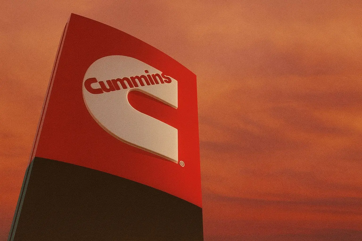 Cummins (CMI) Stock Near Record Highs as AI Data Center Demand Collides With Hydrogen Setback – Latest News, Forecasts and Analysis