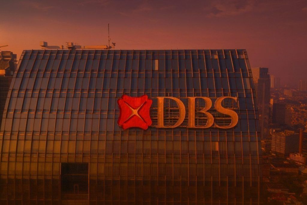 DBS Group Holdings Ltd (SGX: D05) Stock: This Week’s News, Analyst Forecasts and the Week Ahead (Updated 14 Dec 2025)