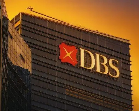 DBS Group Holdings Ltd Stock (SGX: D05) Hits Fresh Record as RMB Clearing Bank Win Puts China-Linked Growth Back in Focus