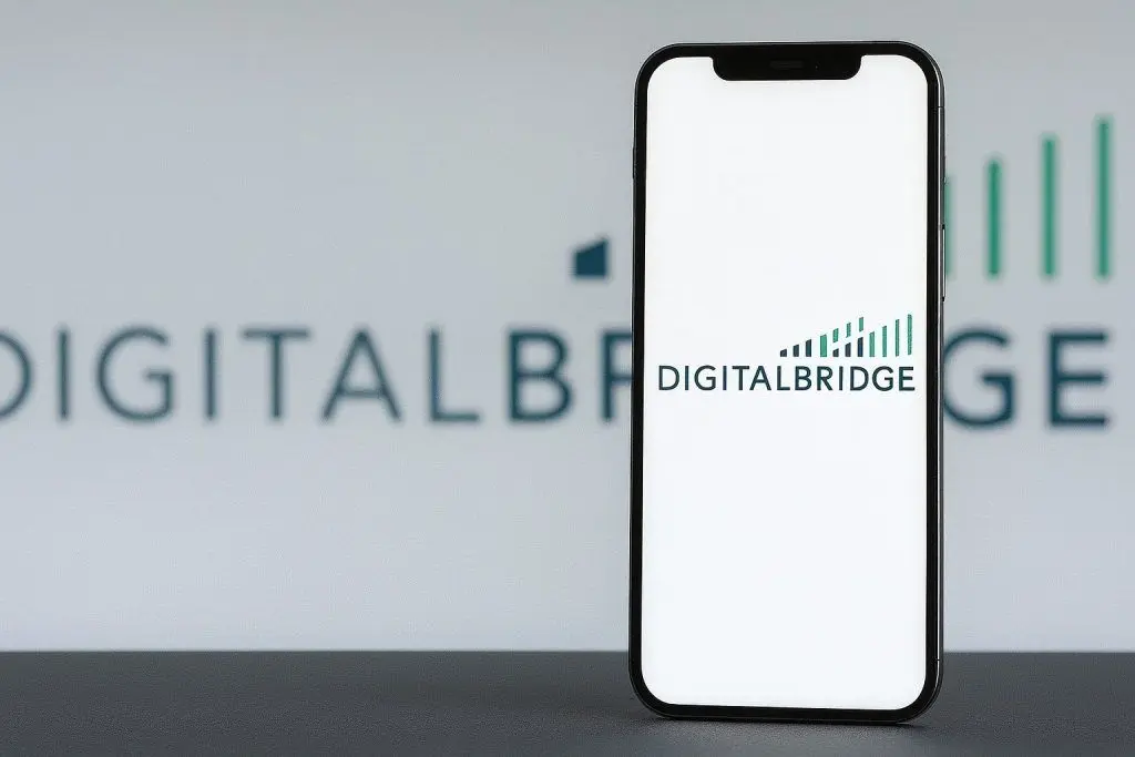 DigitalBridge Group (DBRG) Soars on SoftBank Takeover Talks – Latest Stock News, Analyst Targets and 2026 Outlook