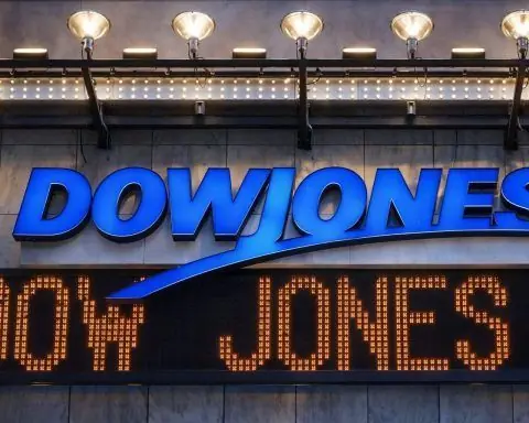 Dow Jones po zamknięciu: raport o zatrudnieniu, sprzedaż detaliczna i spadek cen ropy kształtują perspektywy DJIA na 16 grudnia 2025 r.