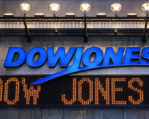 Dow Jones Today After the Bell: Jobs Report, Retail Sales, and Oil Slide Shape the DJIA Outlook for Dec. 16, 2025