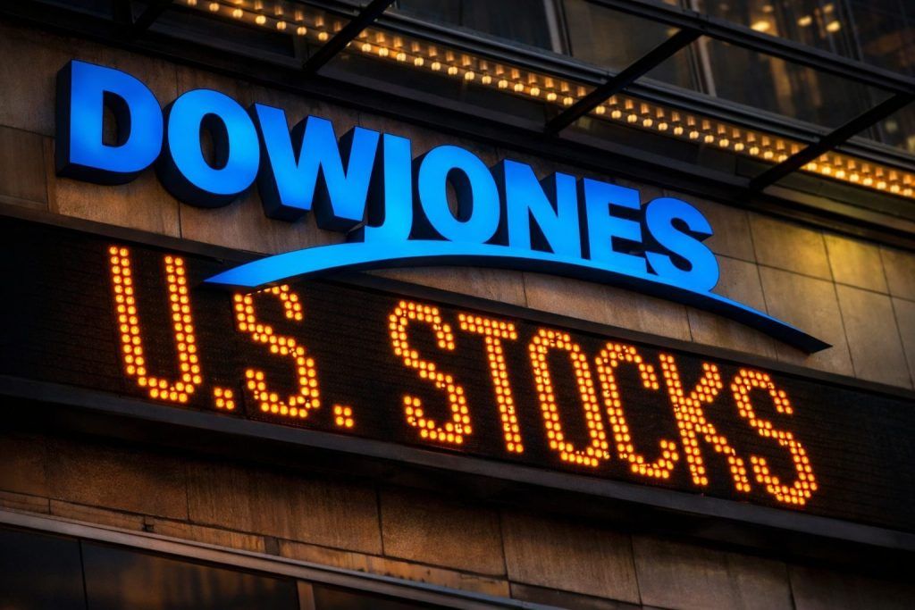 Dow Jones Today at 5:00 PM ET (Dec. 22, 2025): DJIA Climbs to 48,362 as Tech Rebound, Energy Strength and “Santa Rally” Talk Lift Blue Chips