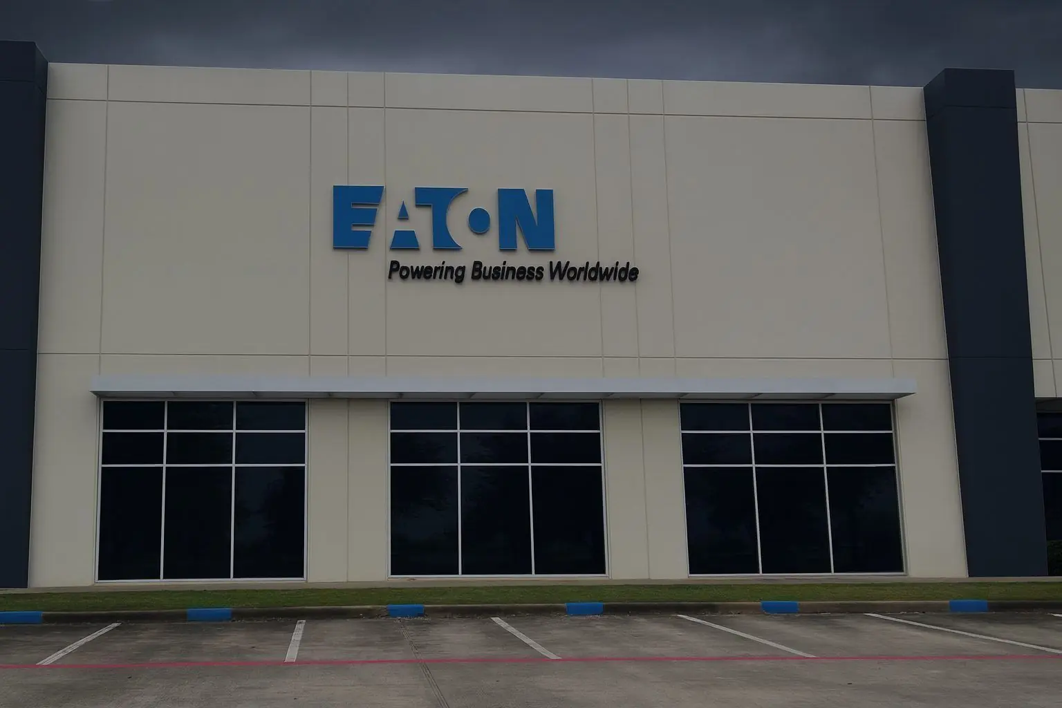 Eaton Corporation (ETN) Stock Outlook Today: AI Data Centers, Boyd Thermal Deal and 2026 Growth Prospects (3 December 2025)