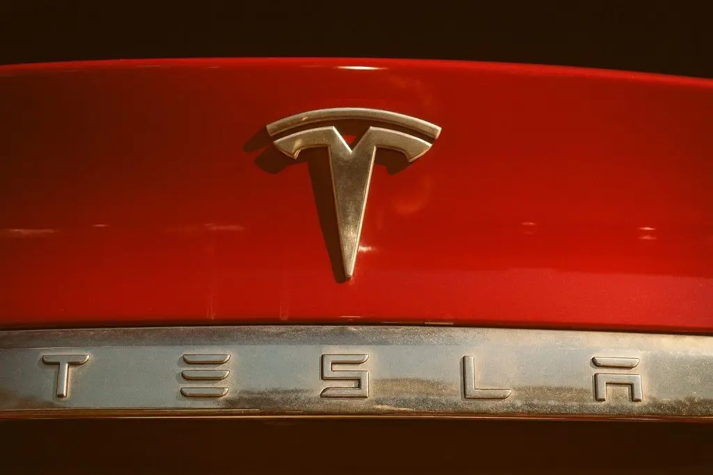 Elon Musk Hits $600 Billion Net Worth as SpaceX Valuation Soars and Tesla Robotaxi Tests Lift Shares