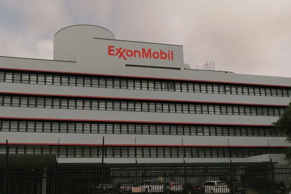 Exxon Mobil (XOM) Stock After Hours Today (Dec. 15, 2025): Key News, Analyst Forecasts, and What to Watch Before Tuesday’s Open