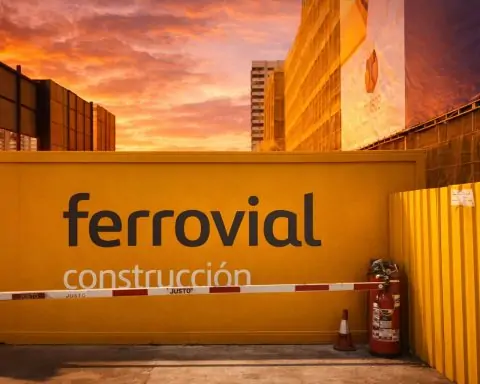 Ferrovial SE Stock (NASDAQ: FER) Outlook: Nasdaq-100 Entry, €800 Million Buyback and Analyst Forecasts (Dec. 21, 2025)