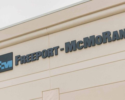 Freeport-McMoRan (FCX) stock slides after earnings as Grasberg restart timing dominates the story