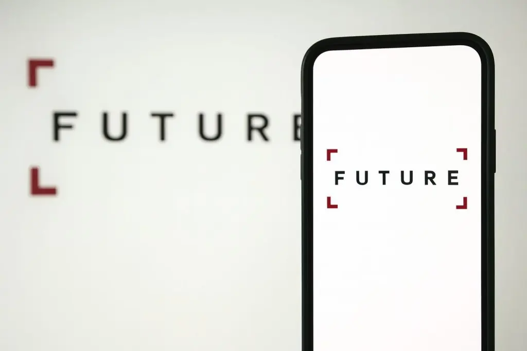 Future plc (FUTR) Hikes Dividend Fivefold and Launches New Buyback After Tough 2025 – Analysts Still See Big Upside