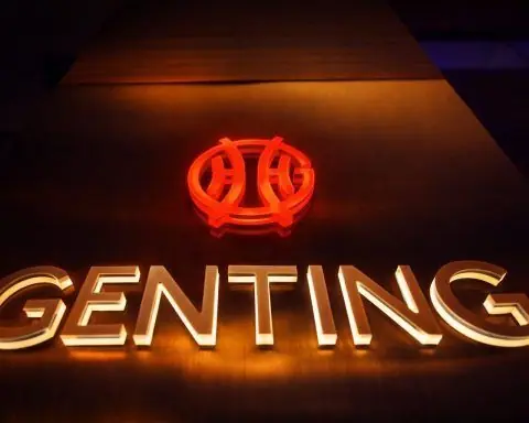 Genting Singapore stock (SGX:G13) holds S$0.73 as funds turn sellers; Feb 19 earnings loom