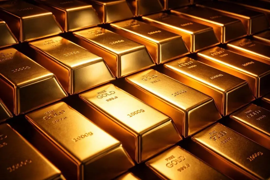 Gold Price Today (December 20, 2025): MCX Gold Rebounds, Silver Slips After Record High — Latest 24K, 22K Rates in Delhi, Mumbai, Jaipur and Udaipur