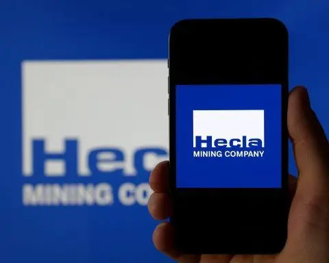 Hecla Mining (HL) Stock Hits 52‑Week High as Silver Soars: December 2025 Outlook, Forecasts and Risks