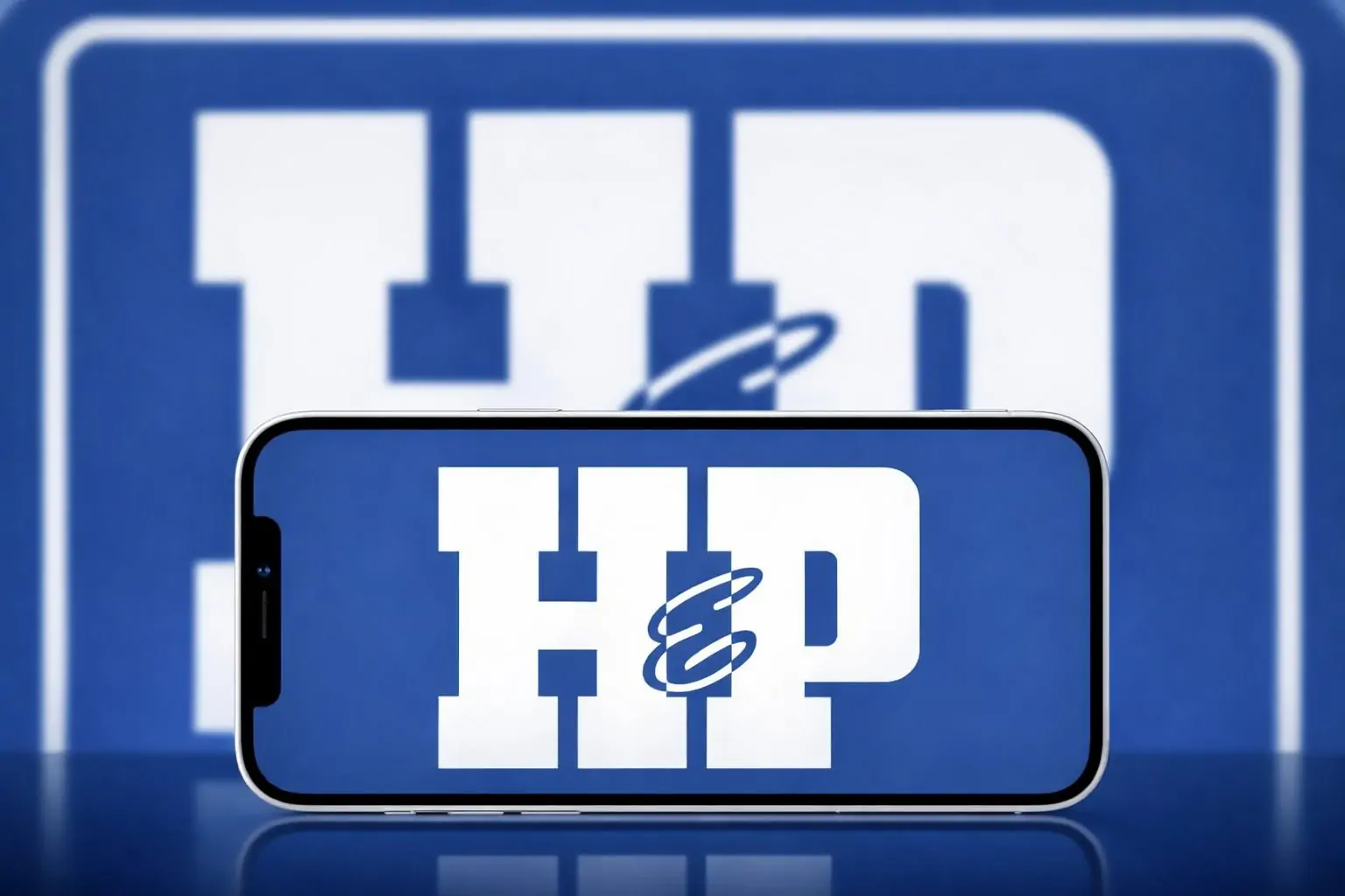 Helmerich & Payne (NYSE: HP) Stock Drops on Dec. 16, 2025: What Investors Are Weighing After 2026 Guidance, Saudi Rig Reactivations, and a CEO Transition