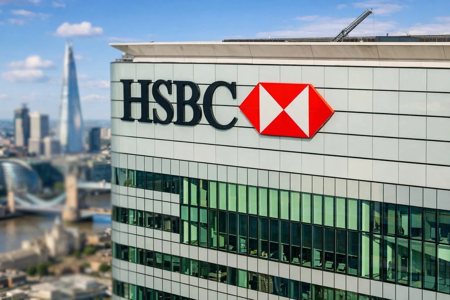 HSBC Today (17 December 2025): New Hong Kong Credit-Income Fund, India Wealth Push, and What’s Moving HSBC Stock