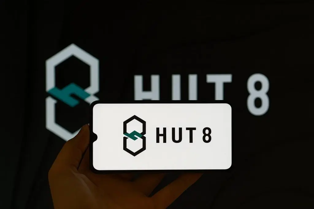 Hut 8 Corp (HUT) Stock on December 3, 2025: American Bitcoin Fallout, Analyst Ratings and 2025–2030 Forecasts