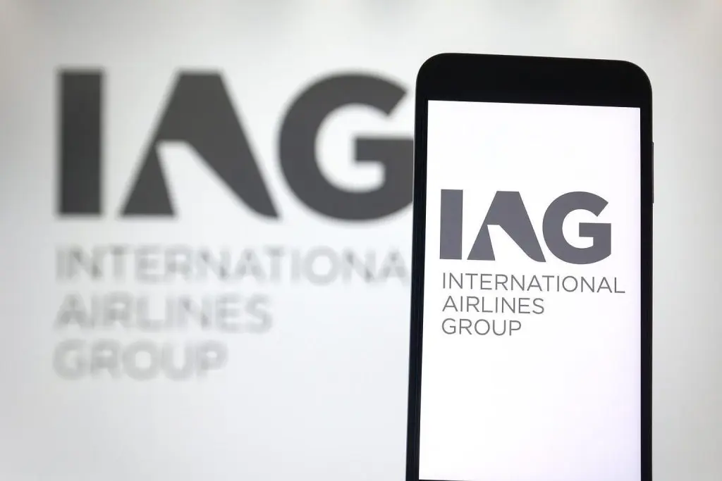IAG Stock News Today (Dec. 13, 2025): International Consolidated Airlines Group SA Share Price, Forecasts, Buybacks and Key Catalysts