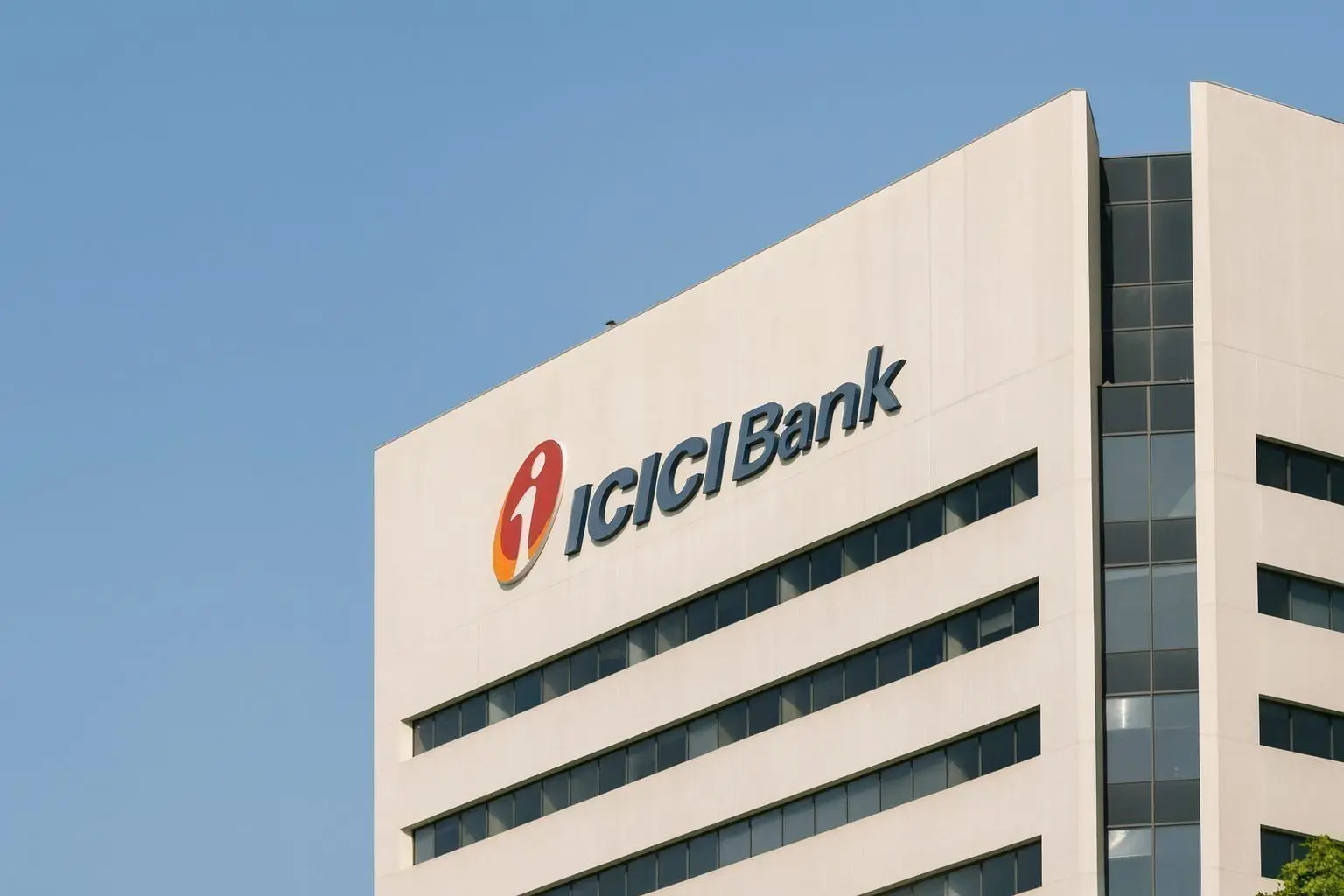 ICICI Bank stock today (15 Dec 2025): ICICIBANK holds near ₹1,366 as ICICI Prudential AMC IPO draws strong demand; what analysts forecast next