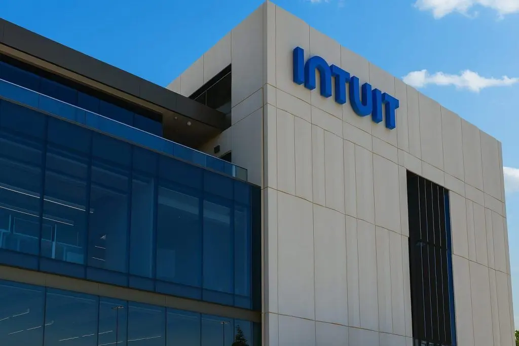 Intuit Stock (INTU) Outlook: Insider Sales, AI Product Momentum, and What to Watch Next Week (Updated December 12, 2025)