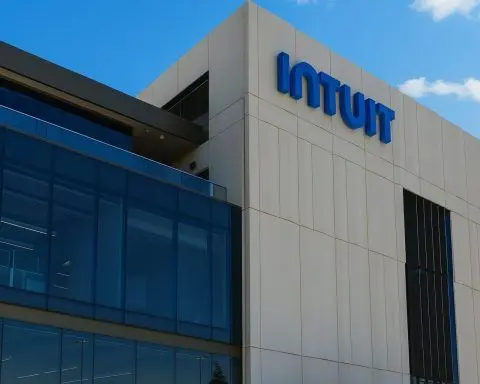 Intuit Stock (INTU) Outlook: Insider Sales, AI Product Momentum, and What to Watch Next Week (Updated December 12, 2025)