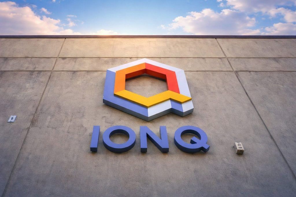 IonQ Stock (IONQ) Slides Into Year-End: Latest News, Analyst Forecasts, and What to Watch When Markets Reopen