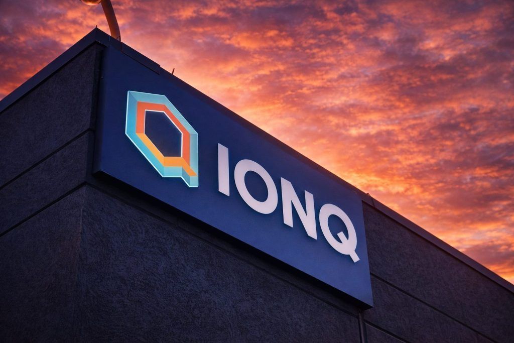IonQ Stock (NYSE: IONQ) News Today: Analysts Hold $100 Bull Case as Shares Slip Into Christmas Eve Close (Dec. 24, 2025)