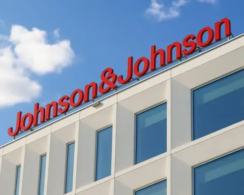 Johnson & Johnson (JNJ) Stock Outlook 2026: Talc Verdicts, Stelara Cliff and a 40% Rally – What Investors Need to Know Now