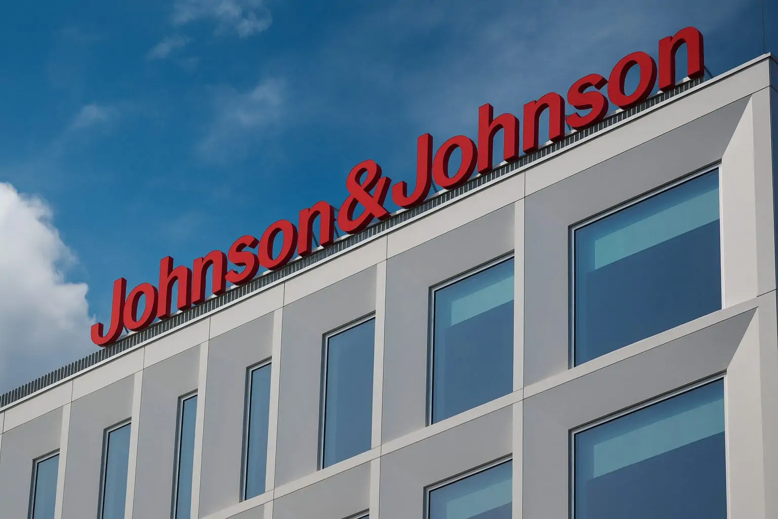 Johnson & Johnson (JNJ) Stock: Price, Latest News, Analyst Forecasts and Dividend Outlook – December 5, 2025