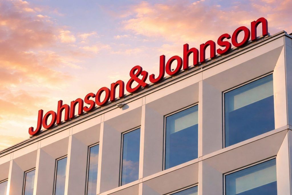 Johnson & Johnson stock in focus: Trump drug-price pact and fresh cancer data before Monday