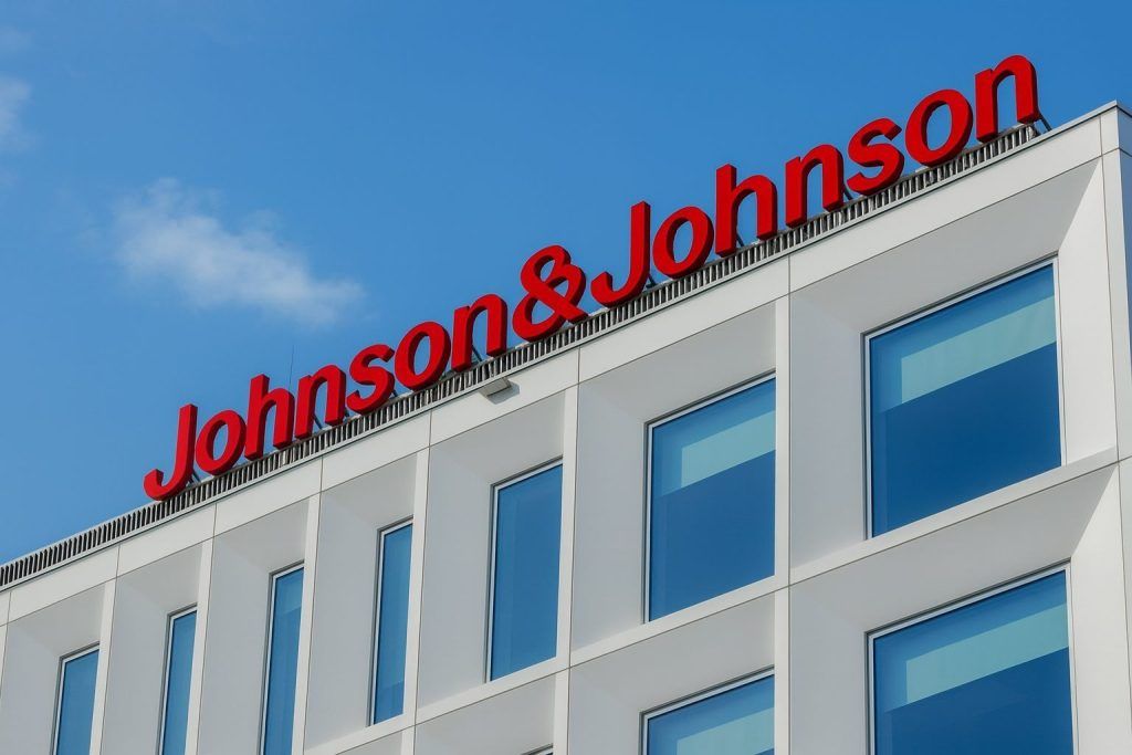 Johnson & Johnson Stock (JNJ) Today: FDA Fast‑Track Voucher Lifts Oncology Narrative as Talc Verdict Renews Legal Overhang