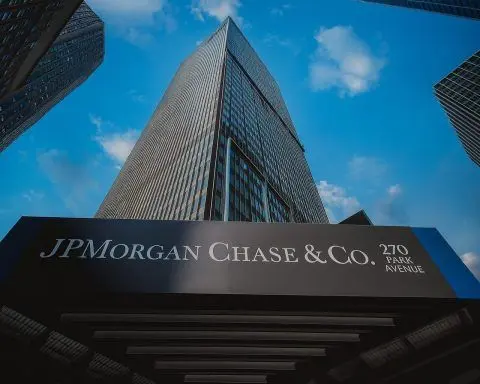 JPMorgan Chase (JPM) Stock News Today: $105B 2026 Expense Outlook, Dividend Update, and Analyst Price Targets (Dec. 14, 2025)