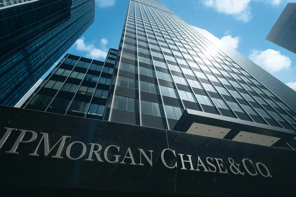 JPMorgan Chase Stock After Hours Today (Dec. 15, 2025): JPM Price, Top Headlines, Analyst Forecasts, and What to Watch Before the Market Opens Dec. 16