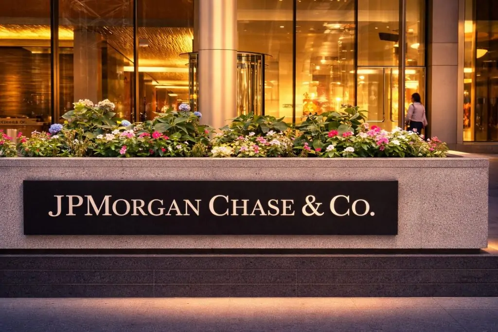 JPMorgan slips with big banks as traders eye Fed minutes in thin year-end trade