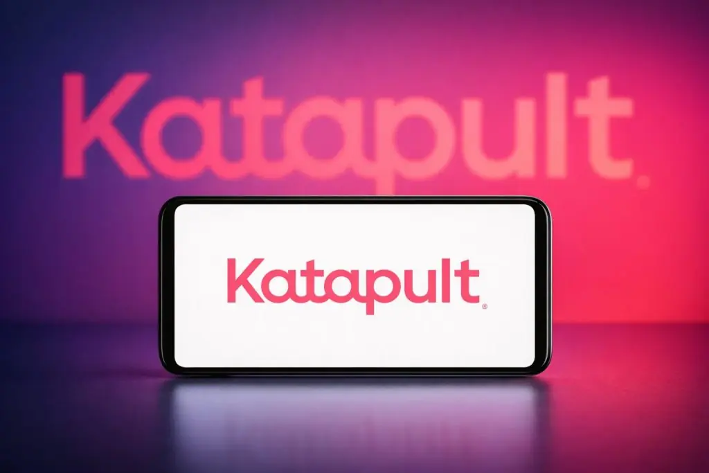 Katapult Holdings (KPLT) Stock Surges on Aaron’s–CCF All-Stock Deal: Latest News, Forecasts, and Analyst Views (Dec. 12, 2025)