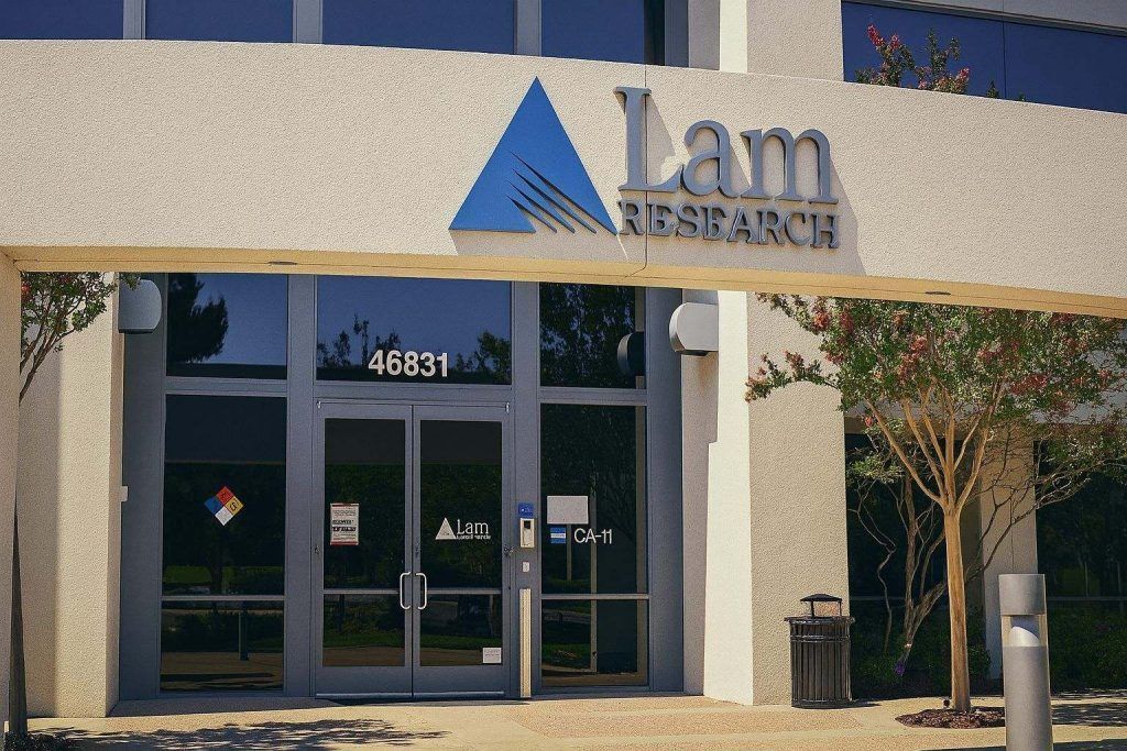 Lam Research (LRCX) Stock This Week: AI-Driven Semiconductor Rally Hits a Speed Bump — News, Forecasts, and Week-Ahead Setup (Updated Dec. 12, 2025)
