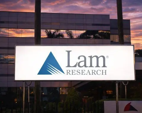Lam Research Stock Week Ahead (LRCX): Analysts Lift Targets as AI Chip Spending Outlook Brightens Into a Holiday-Shortened Market
