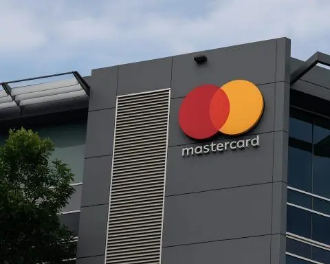Mastercard Stock Outlook After November 21, 2025: Earnings Strength, Swipe-Fee Settlement and Fresh Analyst Upgrades
