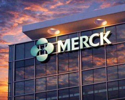 Merck (MRK) Stock After Hours on Dec. 19, 2025: Trump Drug-Pricing Deal, FDA Fast-Track Vouchers, and What to Watch Before Markets Reopen