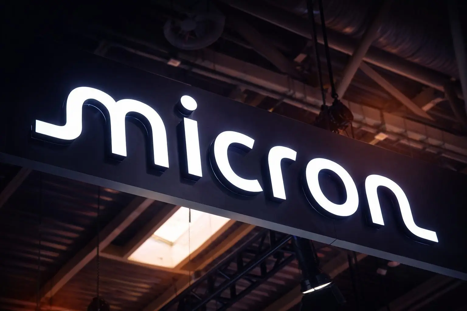 Micron stock rises as AI memory-shortage fears grip chipmakers — what traders are watching next