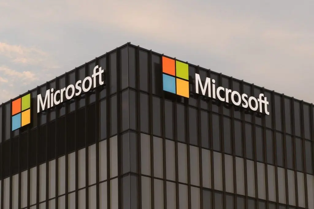 Microsoft Stock, AI Bubble Fears and GigaCloud’s GCT Breakout: Fresh AI Market Analysis for December 3, 2025