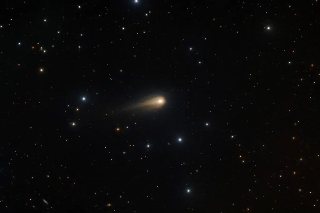 Mise à jour sur la comète 3I/ATLAS (13 déc. 2025) : Nouvelle lueur verte, premières observations en rayons X et prochaines étapes pour la visiteuse interstellaire