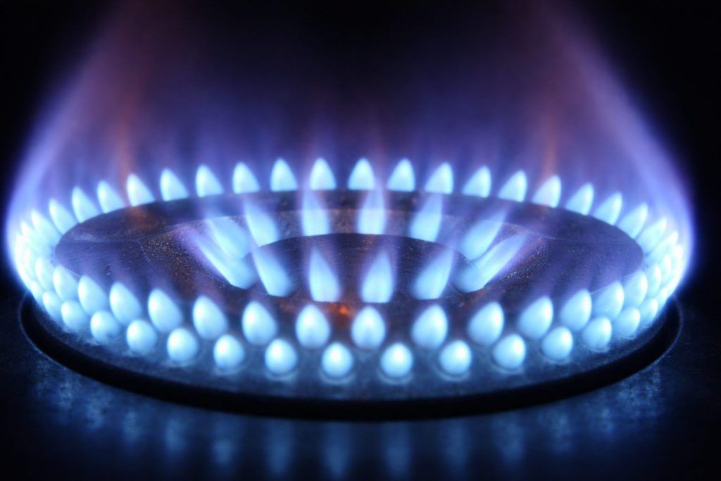 Natural Gas Today (5:02 Edition), Dec. 22, 2025: Henry Hub Slides Toward $4 as Warm Forecasts Cap Rally; Europe Tracks Storage; Australia Tightens Domestic Supply Rules