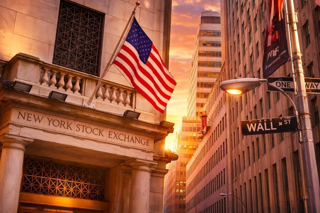 New York Stock Exchange (NYSE) Update: Holiday Trading Week, New Listing Rules, and What Markets Are Watching on Dec. 21, 2025