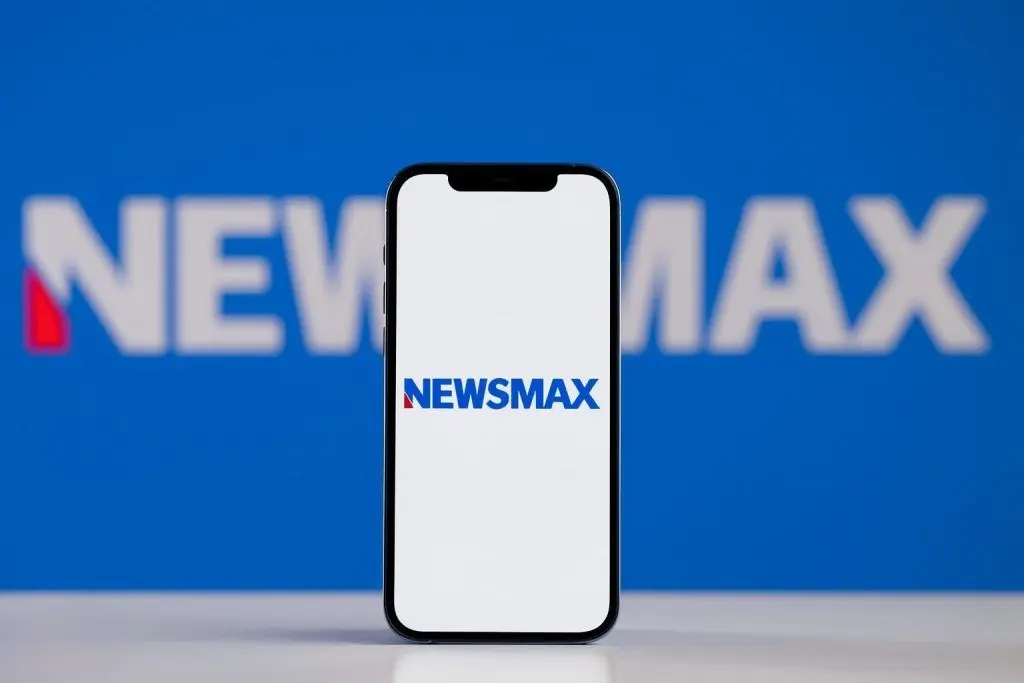 Newsmax (NMAX) Stock on December 6, 2025: Price, Q3 Earnings, Forecasts and Risks Explained