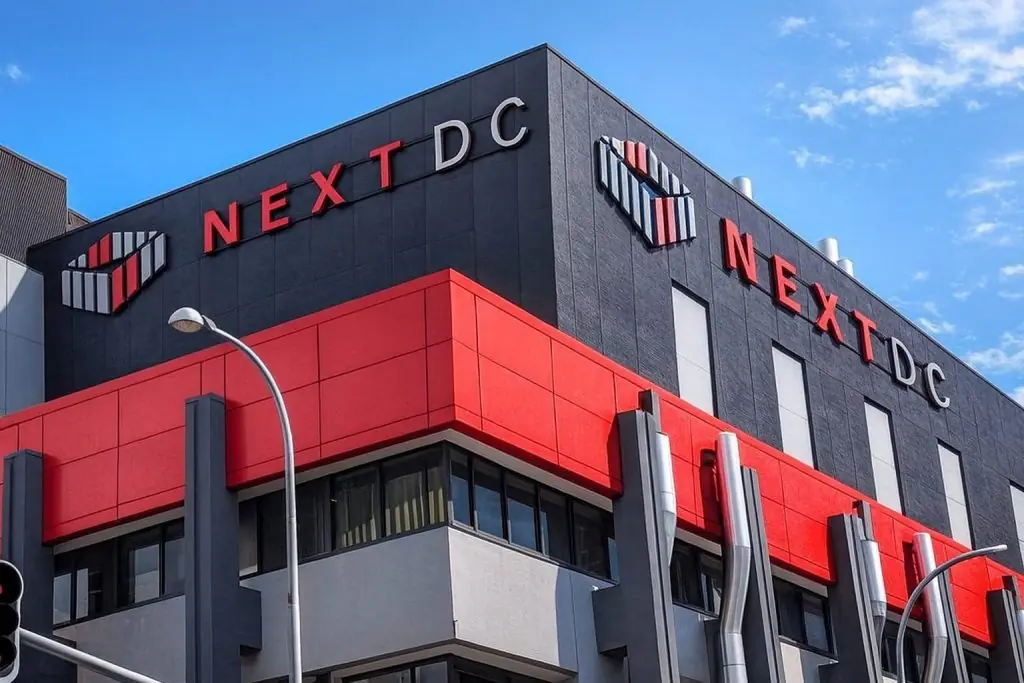 NEXTDC Limited (ASX:NXT) Share Price, Latest News and 2026 Forecast – 1 December 2025 AI Data Centre Update