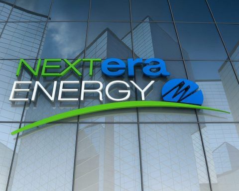NextEra Energy (NEE) Stock Update: AI Data Center Deals, Higher 2026 EPS Outlook, and What to Watch Next Week (Updated Dec. 12, 2025)