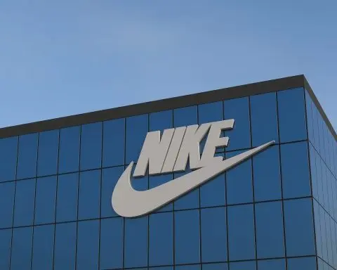 Nike (NKE) Stock Outlook: Dividend Hike, Moody’s Downgrade and Q2 2026 Earnings on Deck
